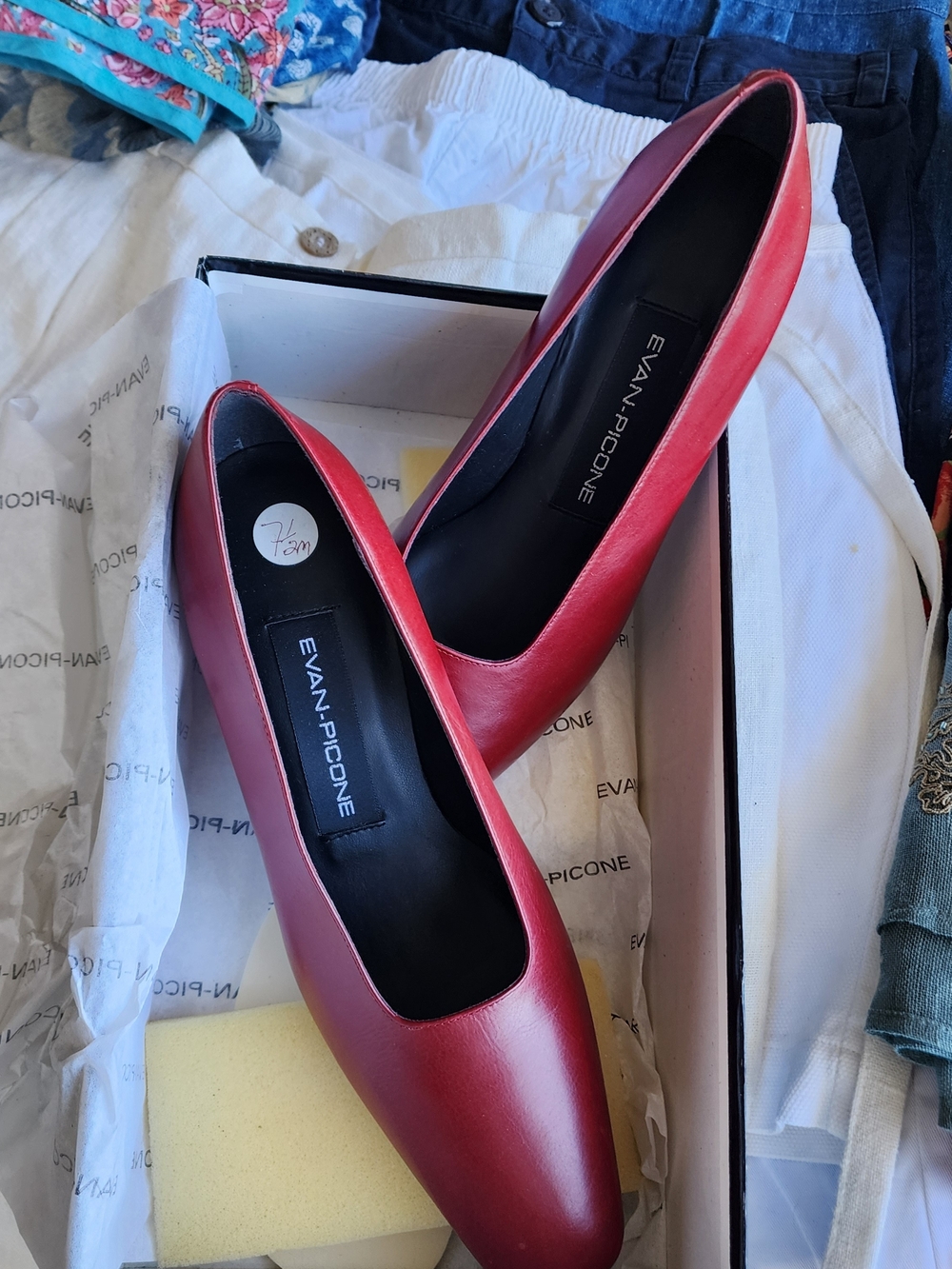 Evan Picone Cherry Red Leather Classic Pumps